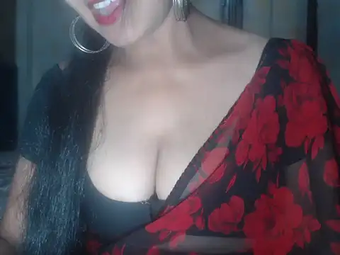 Snapshot of Hotronita123 chatting on February 28, 9:20 am Hotronita123 online show from February 28, 9:20 am