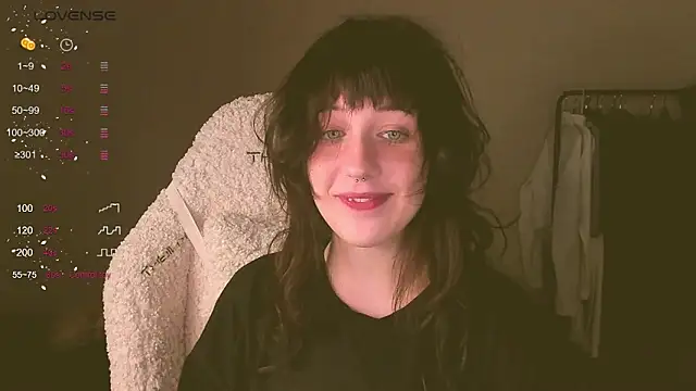 Snapshot of MePretty chatting on September 16, 4:52 pm MePretty online show from September 16, 4:52 pm