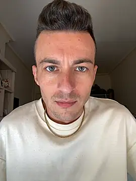 3turkish6model9 online show from March 7, 12:10 pm