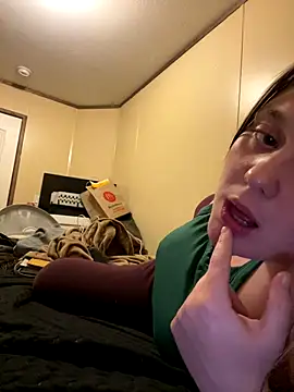 NovaBloum online show from December 3, 6:57 am