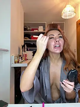 Emberreignedit online show from February 8, 7:28 am