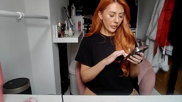 Emberreignedit online show from March 31, 10:06 am