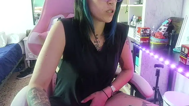 blackrose1997 online show from May 23, 3:44 pm