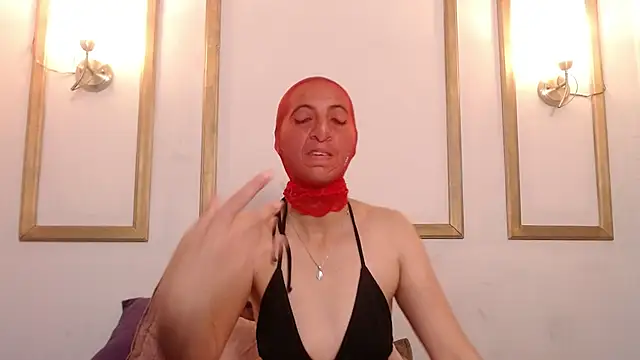 AlessiaRinaldi  online show from November 29, 9:37 pm