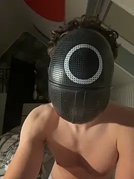 dariojulien online show from June 9, 12:11 am