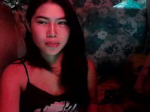 Allysonxx05 online show from January 15, 11:41 pm