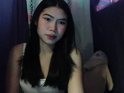 Allysonxx05 online show from February 13, 1:27 am