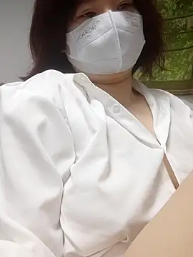 miniiceyya online show from March 23, 2:39 pm