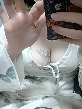 miniiceyya online show from March 11, 4:23 pm