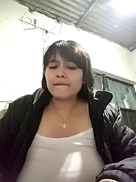 Snapshot of Mariana_eclipse chatting on February 7, 12:02 pm Mariana eclipse online show from February 7, 12:02 pm