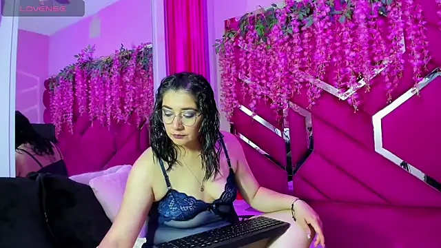 Alexa Sanz online show from March 24, 8:09 pm