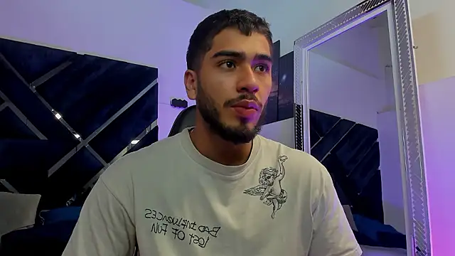 Franco banderas online show from February 21, 2:52 pm