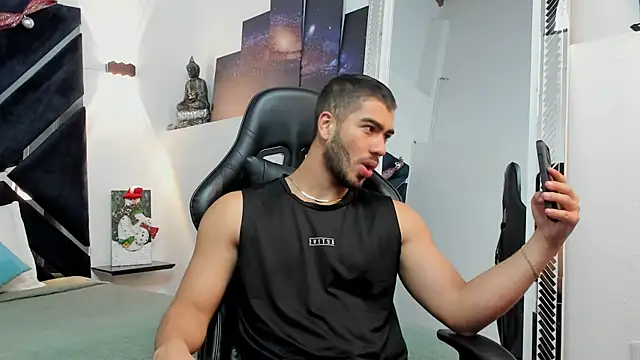 Franco banderas online show from December 5, 12:48 pm