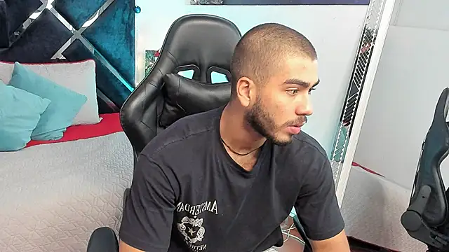 Franco banderas online show from December 19, 5:26 pm