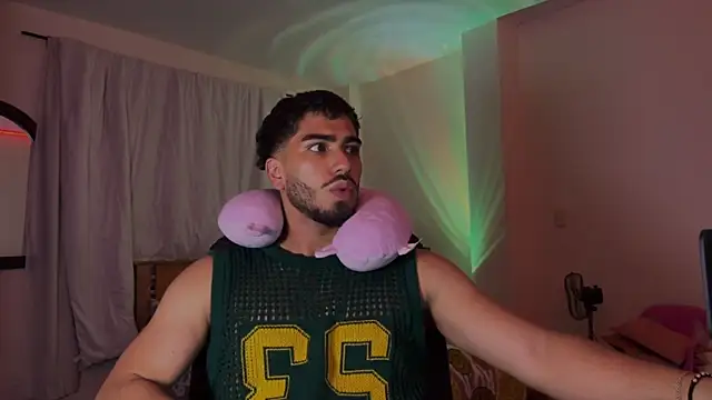 Franco banderas online show from March 28, 10:00 pm