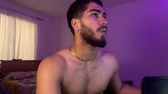 Franco banderas online show from March 6, 6:25 pm