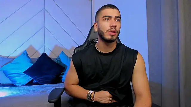 Franco banderas online show from January 13, 3:49 pm