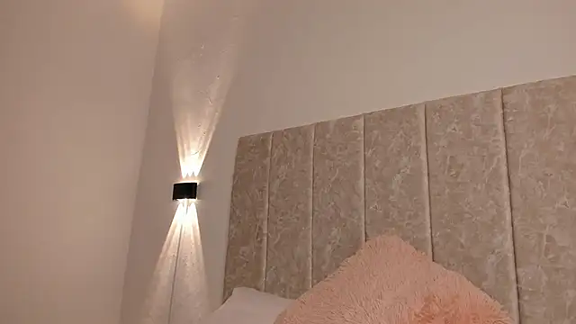 Scarlett Lee1 online show from March 12, 12:42 pm