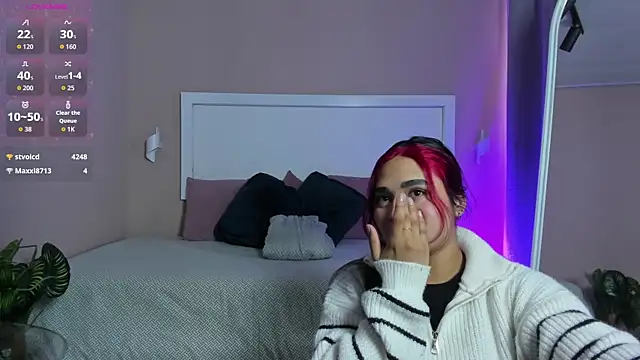 Mylarossi online show from December 20, 3:59 pm