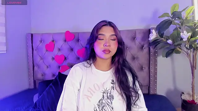 Mylarossi online show from February 13, 3:34 pm