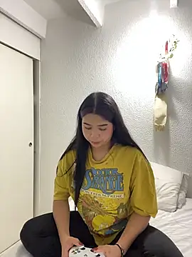 Mylarossi online show from February 9, 11:03 pm