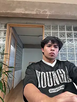 Abramfffj online show from May 6, 9:52 pm