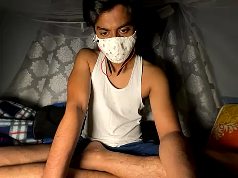 hunterboy2001 online show from December 1, 4:41 pm