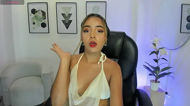 alana martiins online show from April 9, 7:31 pm