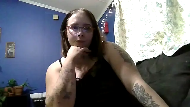 chaosfairy online show from August 5, 9:53 pm