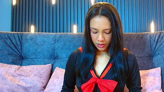 brunette candyy  online show from March 19, 1:22 pm