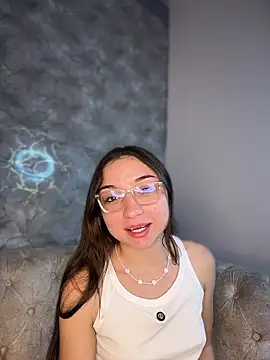 Snapshot of Mia_Luxor chatting on July 16, 11:51 am Mia Luxor online show from July 16, 11:51 am