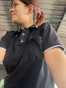 dakota021 online show from April 17, 8:11 pm