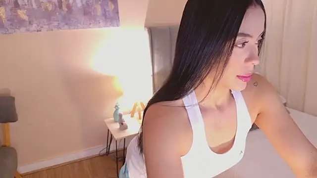 Megaan    online show from April 7, 11:56 am