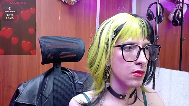 Asami y online show from December 19, 4:49 am