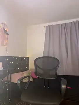 kira velour online show from December 18, 12:27 am