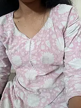 Sizzling Quinn online show from April 12, 6:22 pm