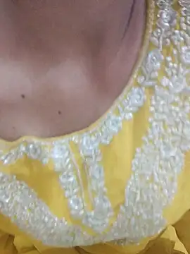 Sizzling Quinn online show from April 7, 5:15 pm