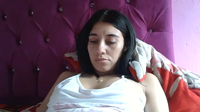 TaylorLove- online show from December 19, 9:06 pm