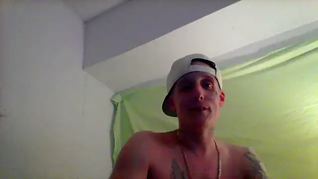 lottatoxicshyt online show from February 14, 12:33 am