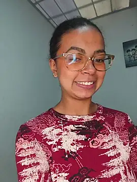   VioletaHeaven   online show from March 18, 8:53 pm