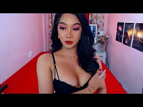 UrScreenGoddess online show from June 3, 12:11 am