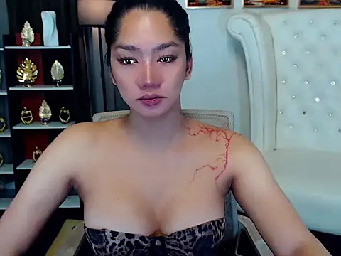 UrScreenGoddess online show from January 8, 5:41 pm