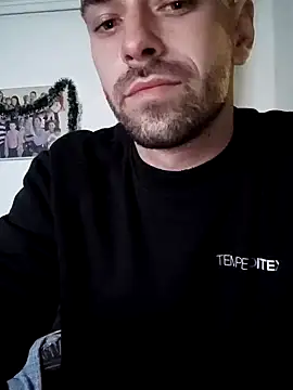 Elchicomalo29 online show from January 10, 11:22 pm