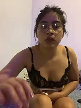 Arely-L1 online show from February 12, 5:18 am