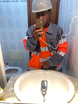 CorrectBrook76 online show from December 2, 11:39 pm