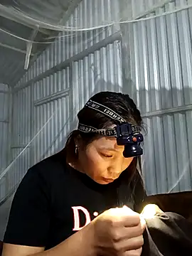 Evelyn-n online show from March 5, 12:57 pm