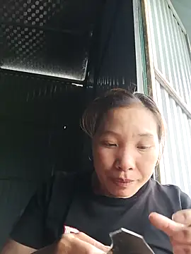 Evelyn-n online show from March 26, 4:44 am