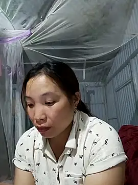 Evelyn-n online show from March 21, 12:31 pm