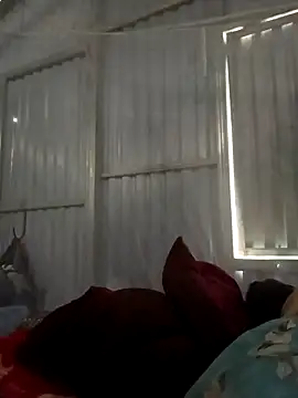 Evelyn-n online show from February 19, 5:59 am