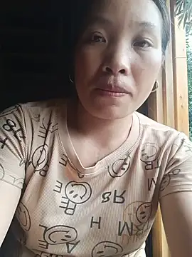 Evelyn-n online show from June 16, 9:31 am